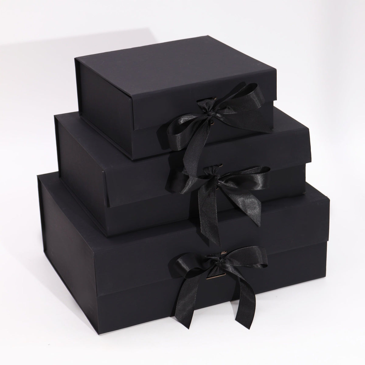 Flat Pack Gift Box - Extra Large  (33x25x12cm) - Black