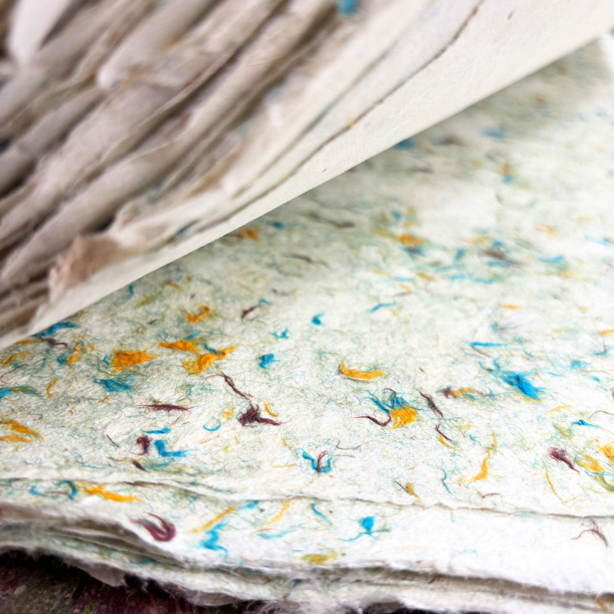 Lokta Craft & Wrapping Paper 51x76cm – Mixed Floral Cotton
