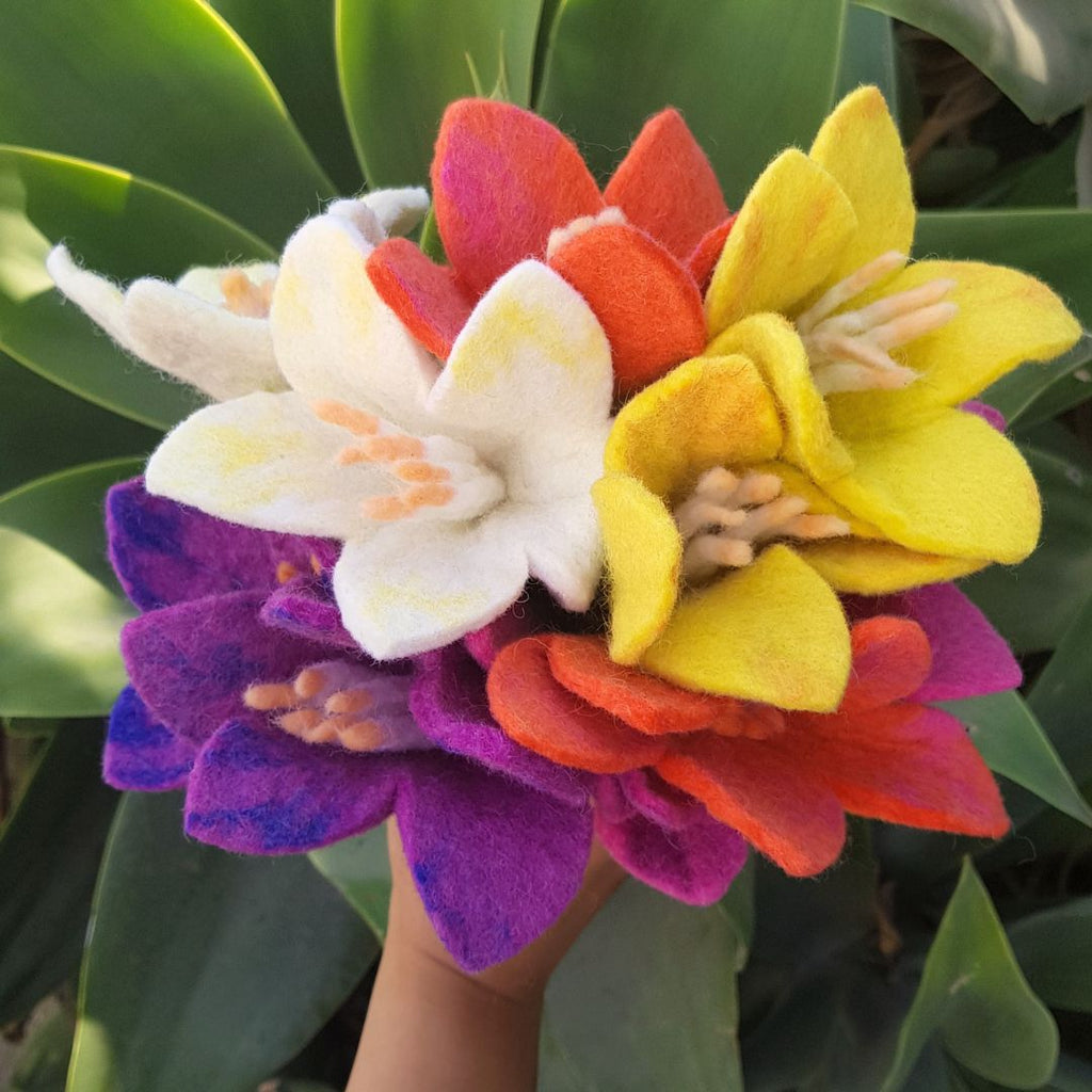Felt Flowers - Lily (10 assorted colours)